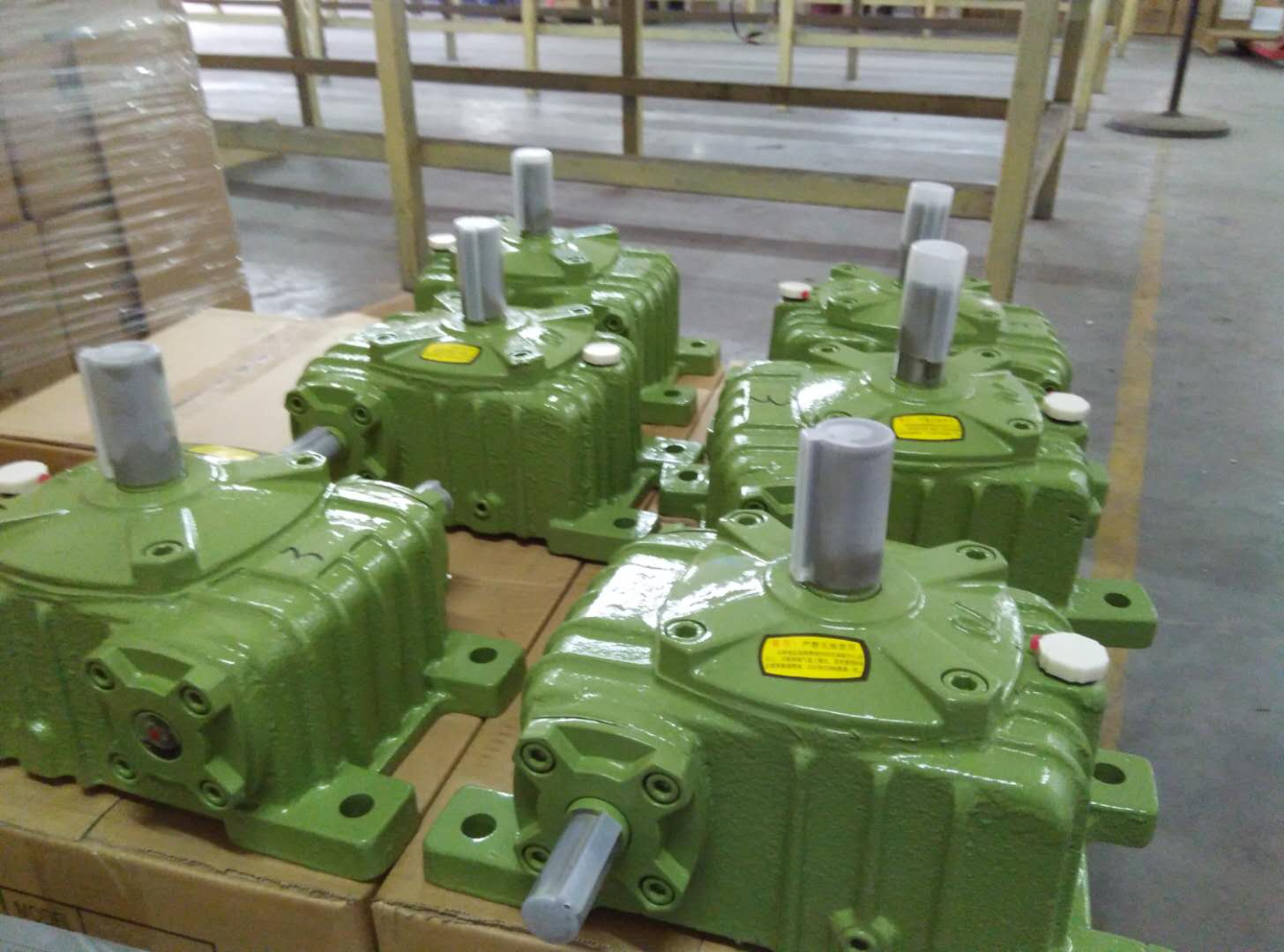 如何選擇合適的蝸輪蝸桿減速機(jī)？